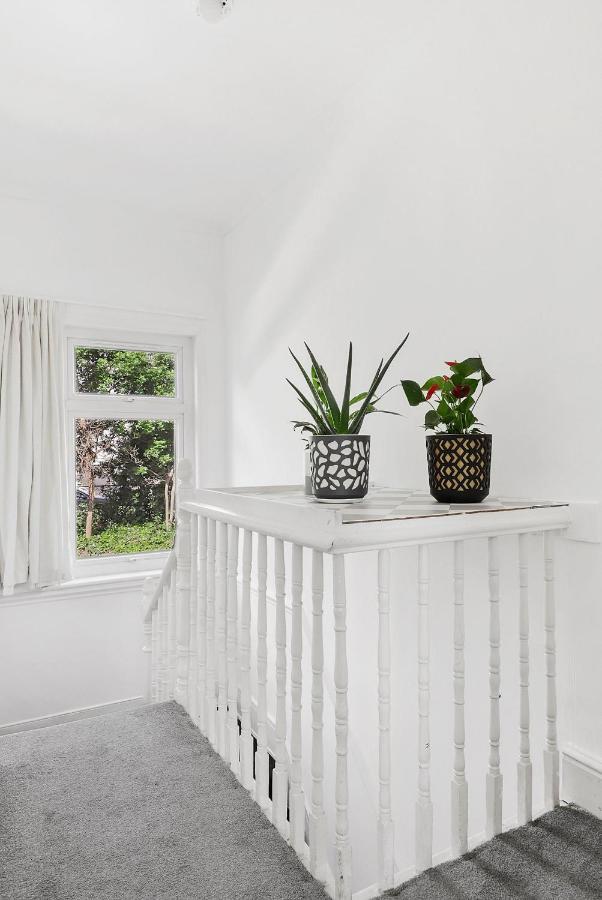 Stunning Victorian Property Near Canary Wharf! Ferienhaus London