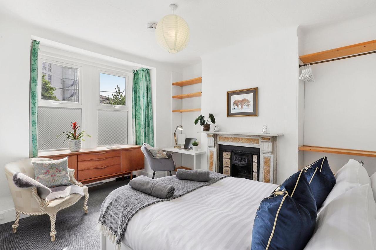 Stunning Victorian Property Near Canary Wharf! * Londres