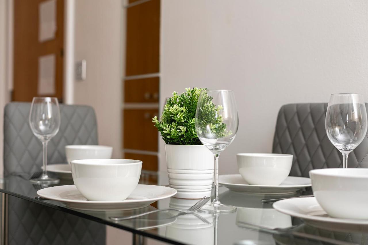 Apartamento Skyvillion - Lovely 2-bed Londres