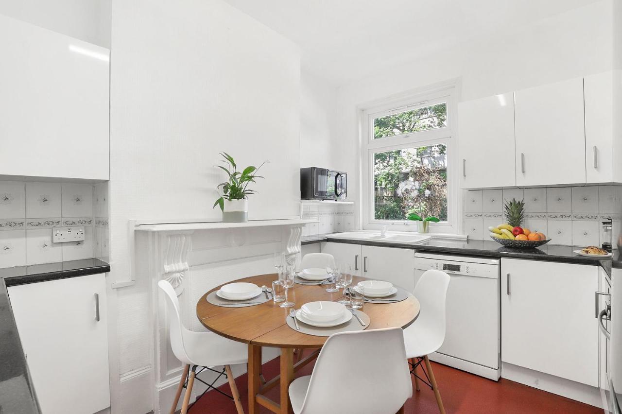 Stunning Victorian Property Near Canary Wharf! * Londres