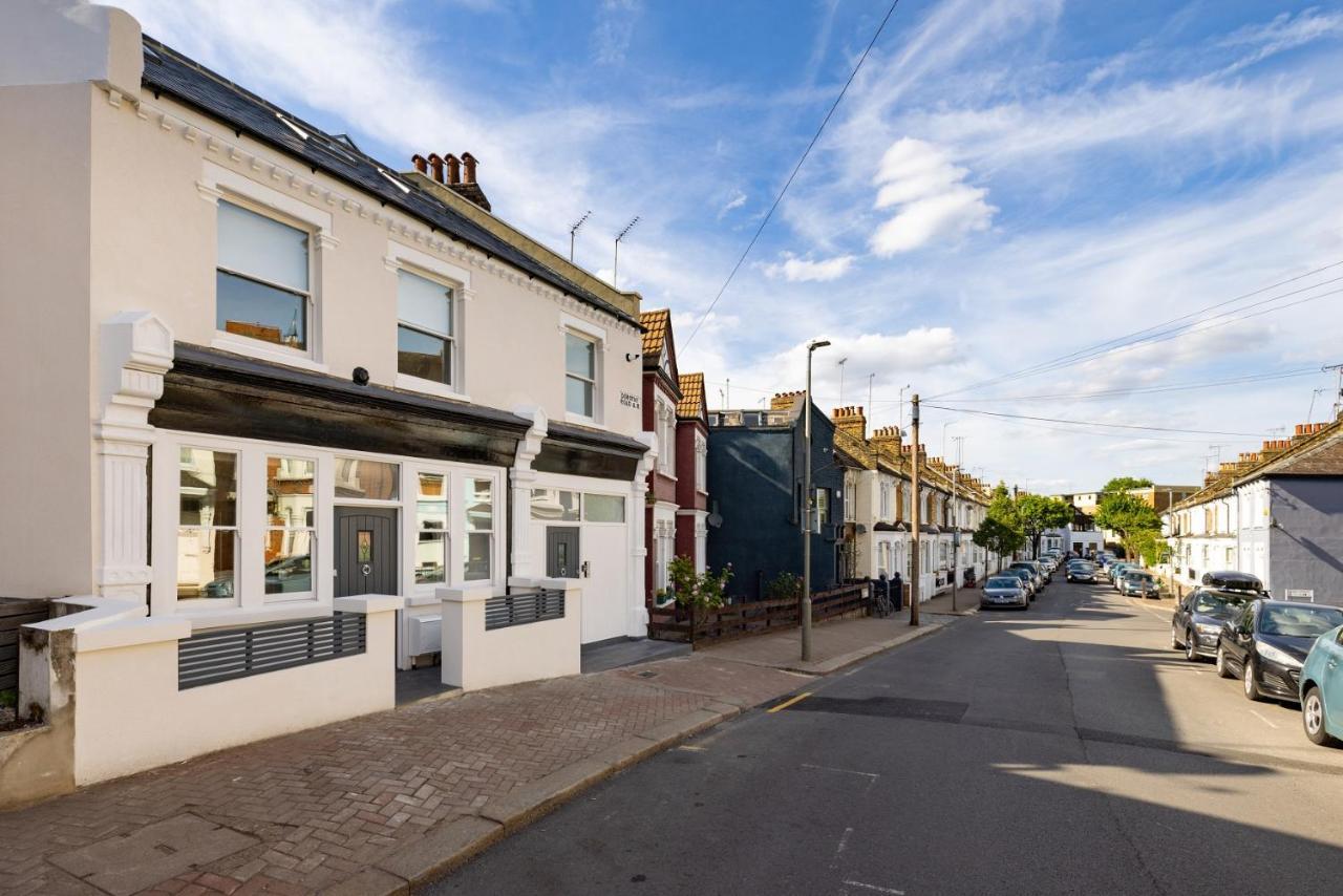 The Battersea Secret - Trendy 3bdr Flat With Patio Appartement *
