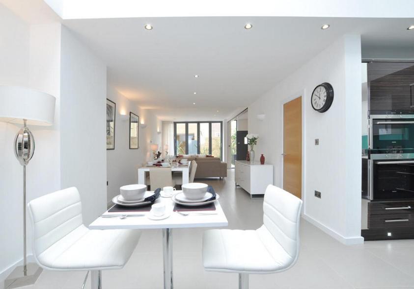 Luxury 4 Bed In Casa de férias Londres