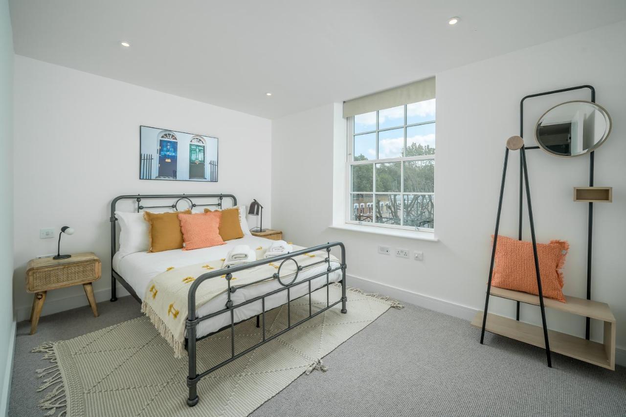 Stunning Flat Near Holland Park *