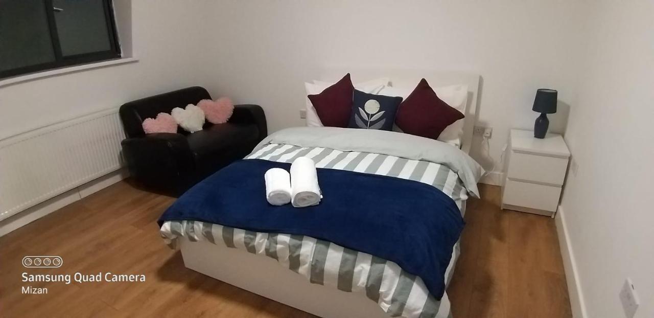 Stunning 1-bed In * Londres