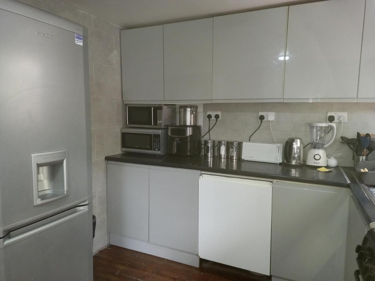 Bubblesbnb- 4 Bedroom House Casa de férias Londres