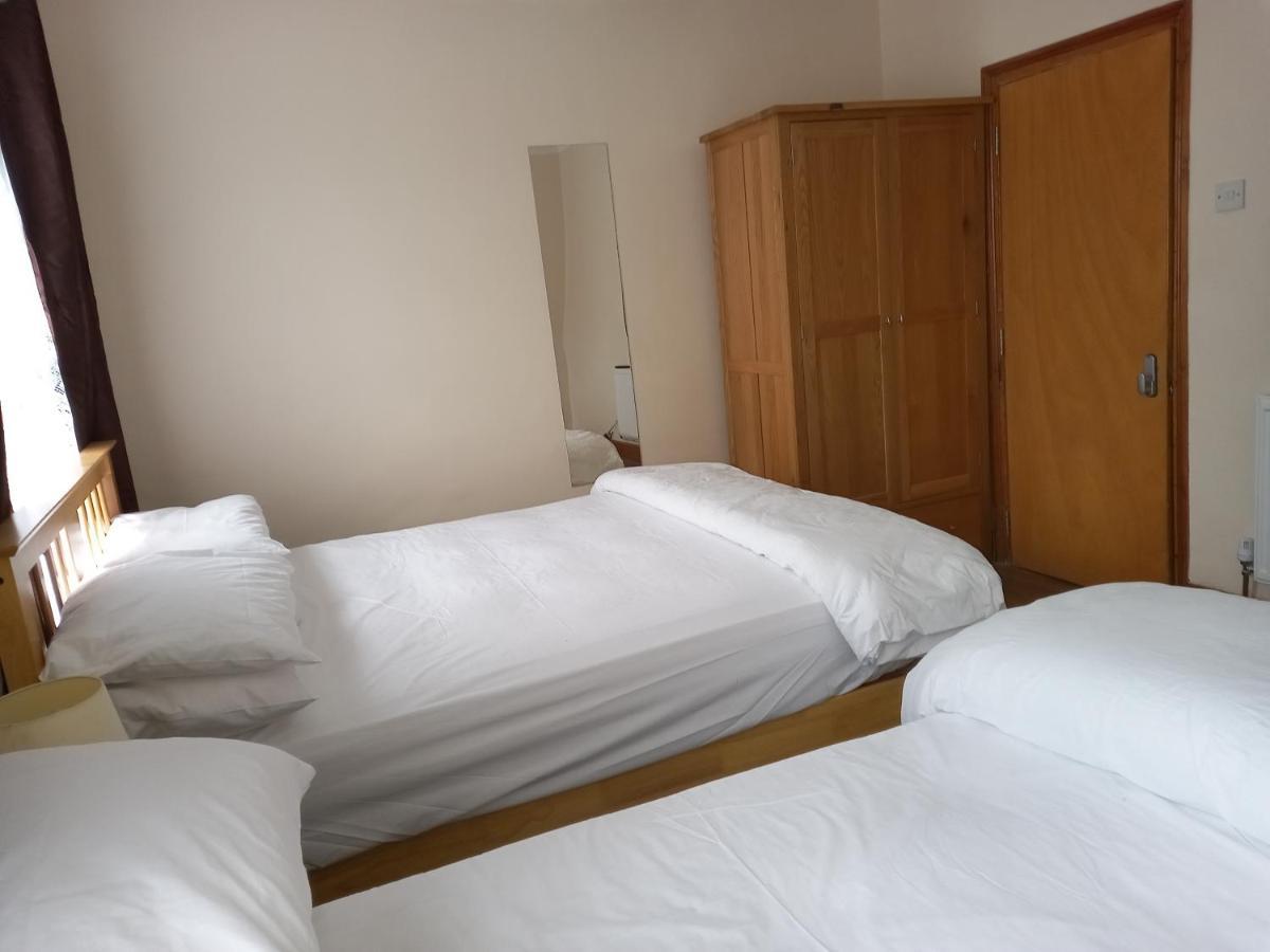 Bubblesbnb- 4 Bedroom House Londres