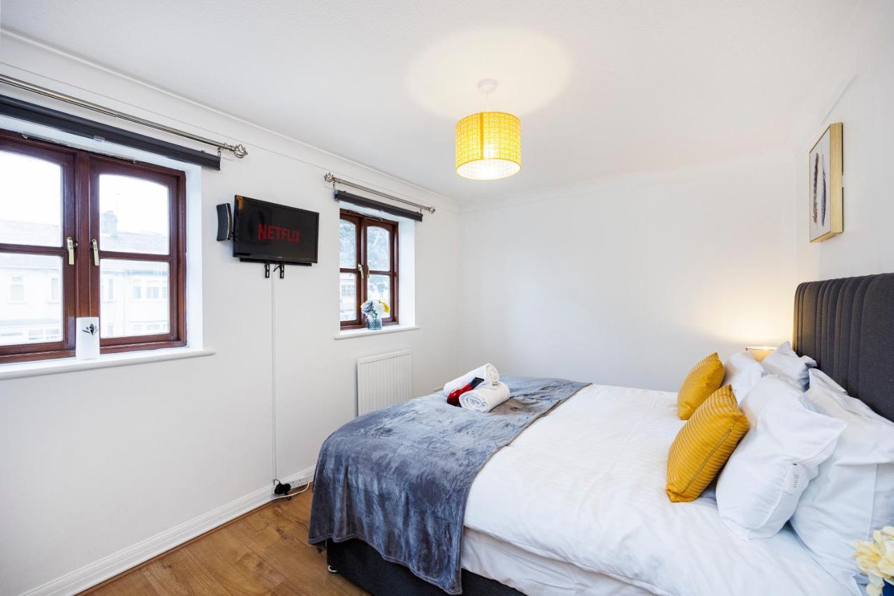 Apartment Lovely 2 Bd Hse With Parking Near Excel *