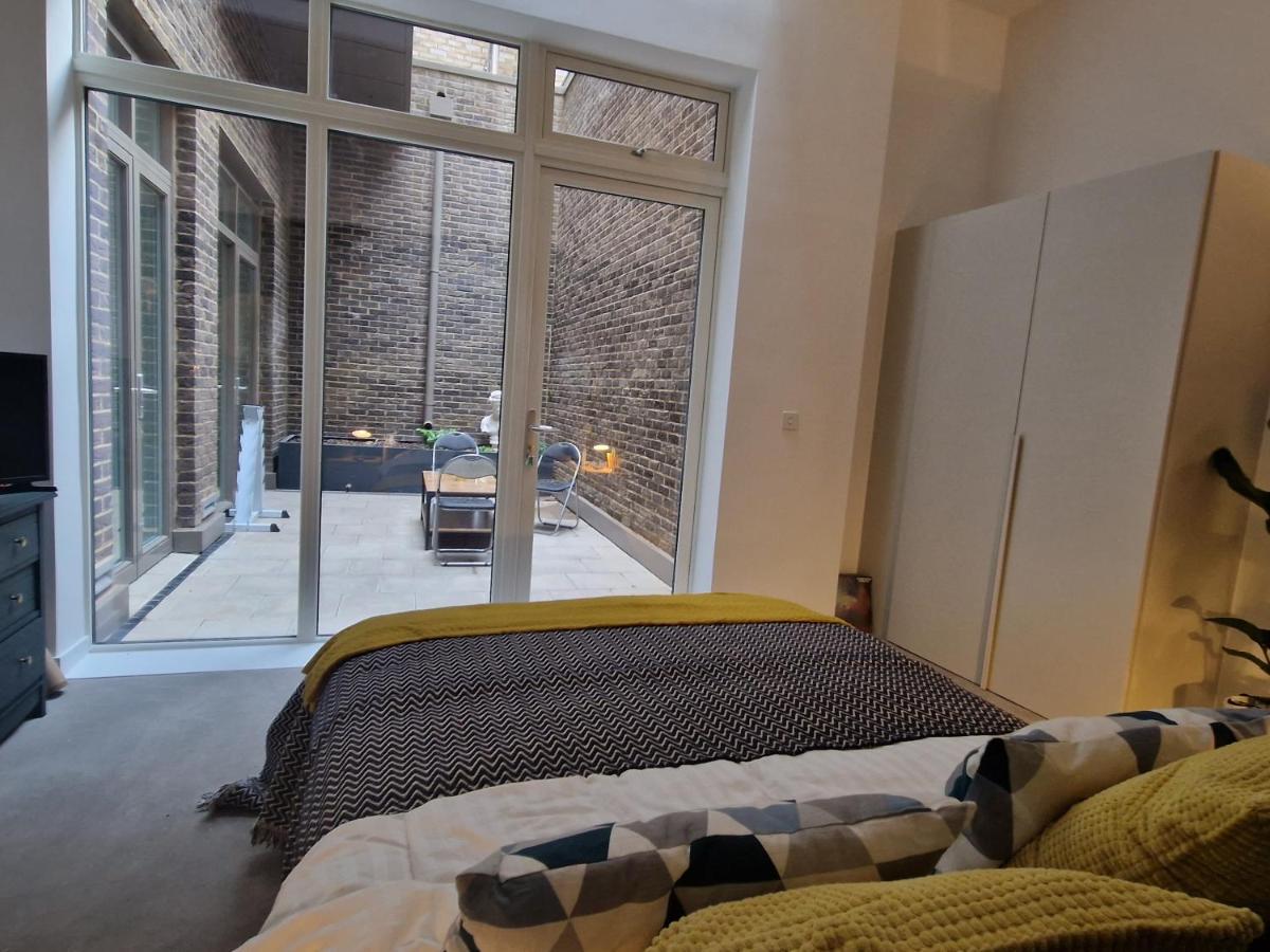 Double Bedroom In Modern Apartamento *