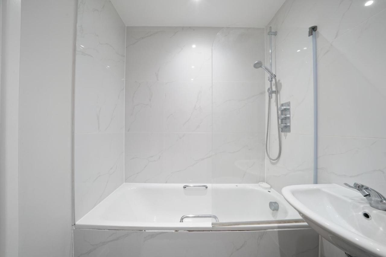 Amisha Modern Deluxe 2 Bed By Tower Bridge