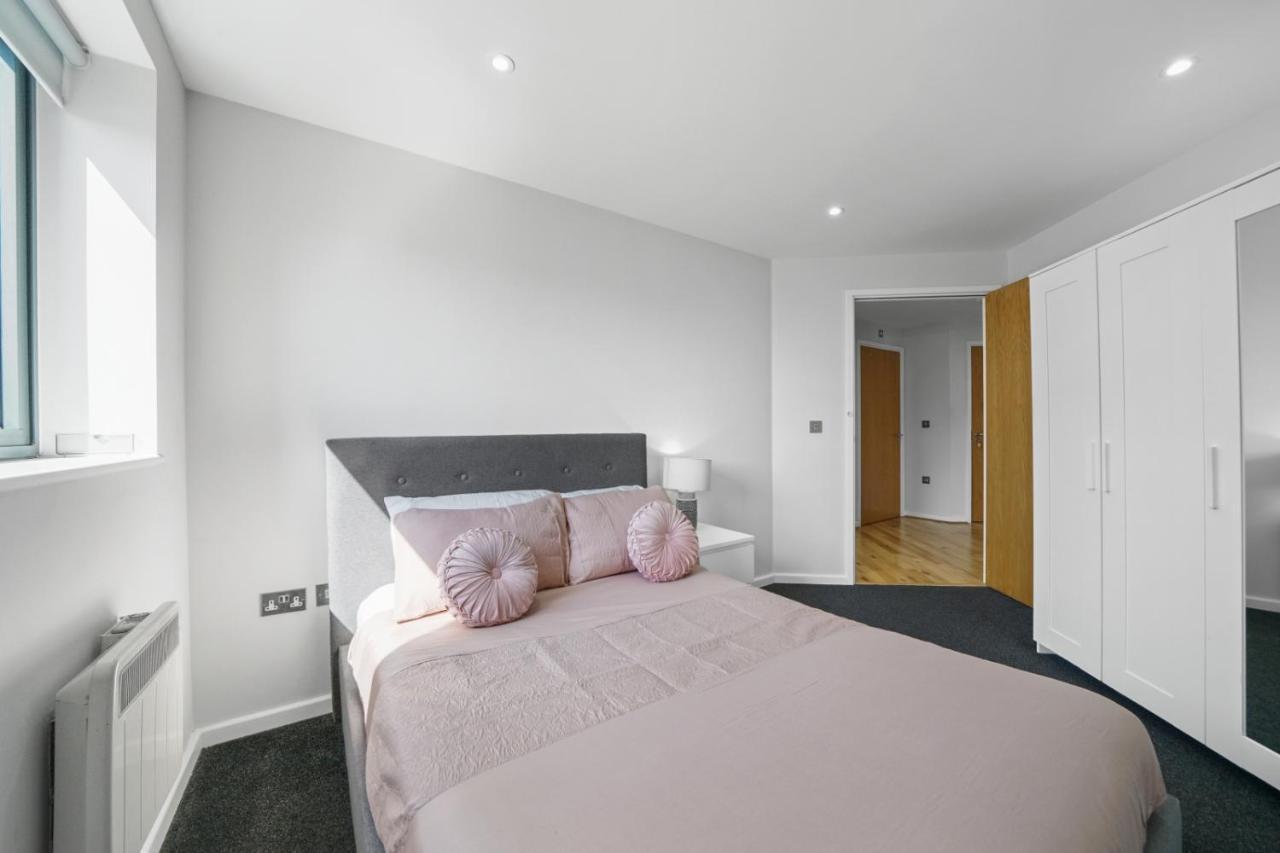Amisha Modern Deluxe 2 Bed By Tower Bridge Apartment London