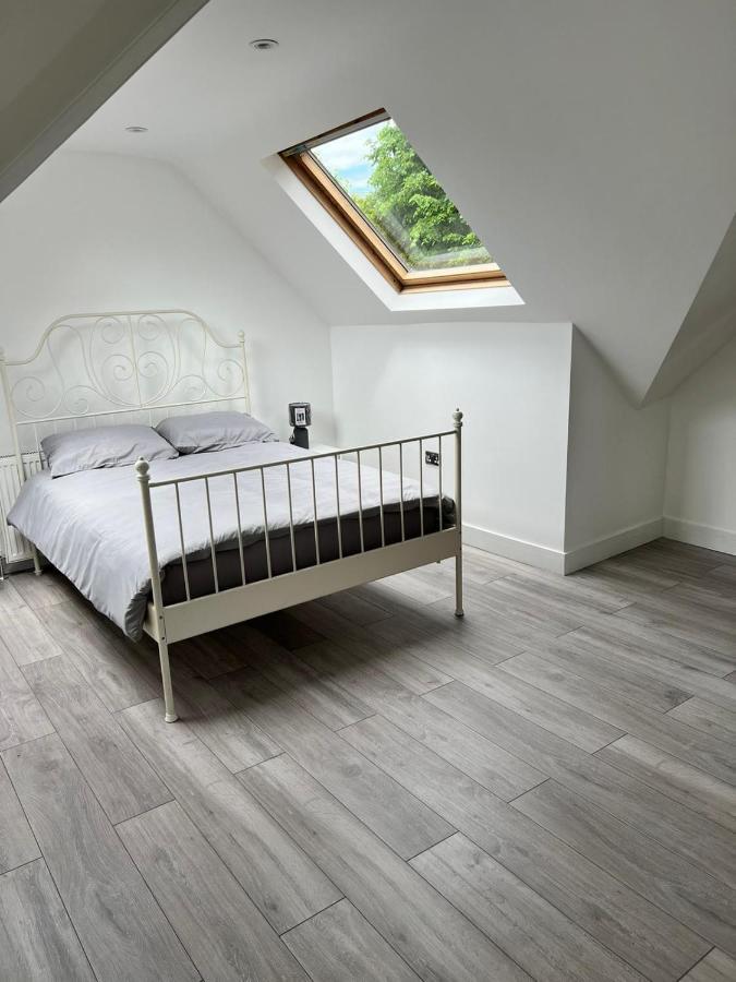 Lovely 2 Bedroom Flat With Roof Terrace In Nw6 * London