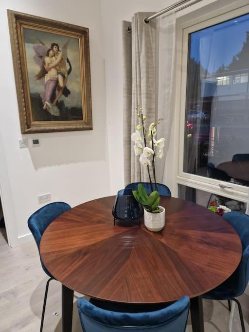Apartamento Double Bedroom In Modern