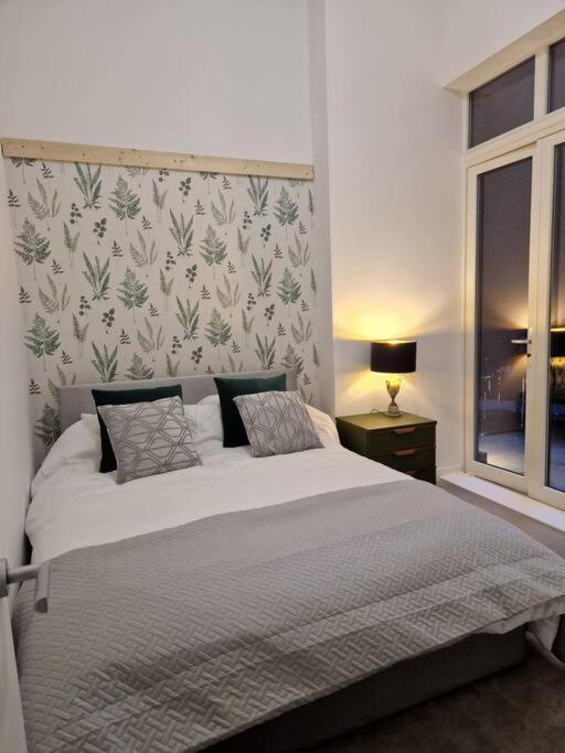 Apartamento Double Bedroom In Modern Londres