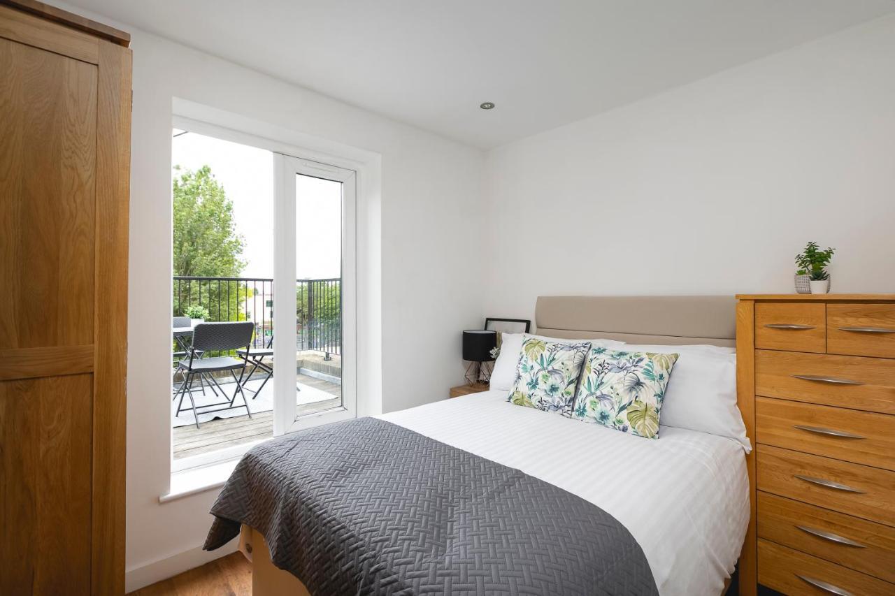 Skyvillion - Beautiful 3-bed Apartamento Londres