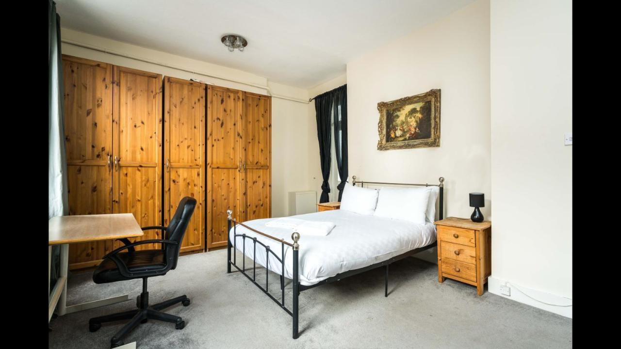 Appartement A Lovely, Bright And Airy, 3-bedroom Family Londres