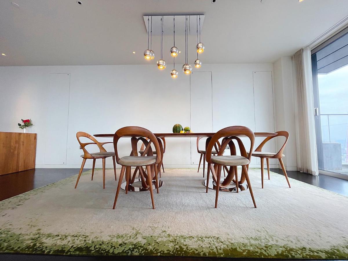 Hospedagem domiciliar One Bedroom In Luxury On 30th Floor In Central With Breathtaking Skyline View Of Major Landmarks In Londres