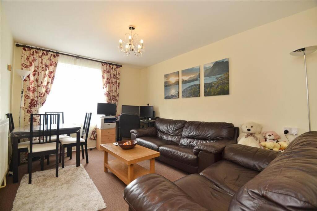 Appartement Lovely One Bed To Rent *