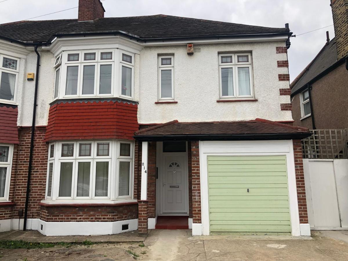 High Spec Furnished Studio