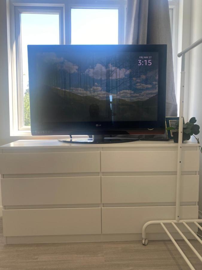High Spec Furnished Studio Apartment *