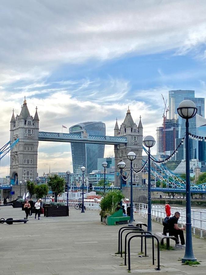 Apartment Perfect Location- 5 Minutes From Tower Bridge ! 8 Minutes Walk From Tube