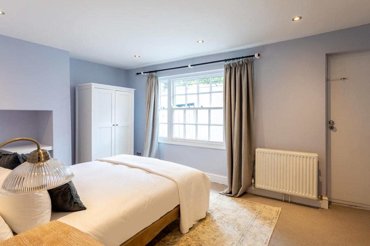 Two Bed Notting Hill Gem * Londen