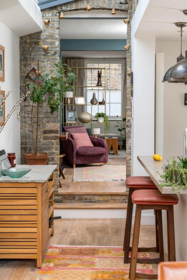 Appartement Contemporary House With Private Garden Londen
