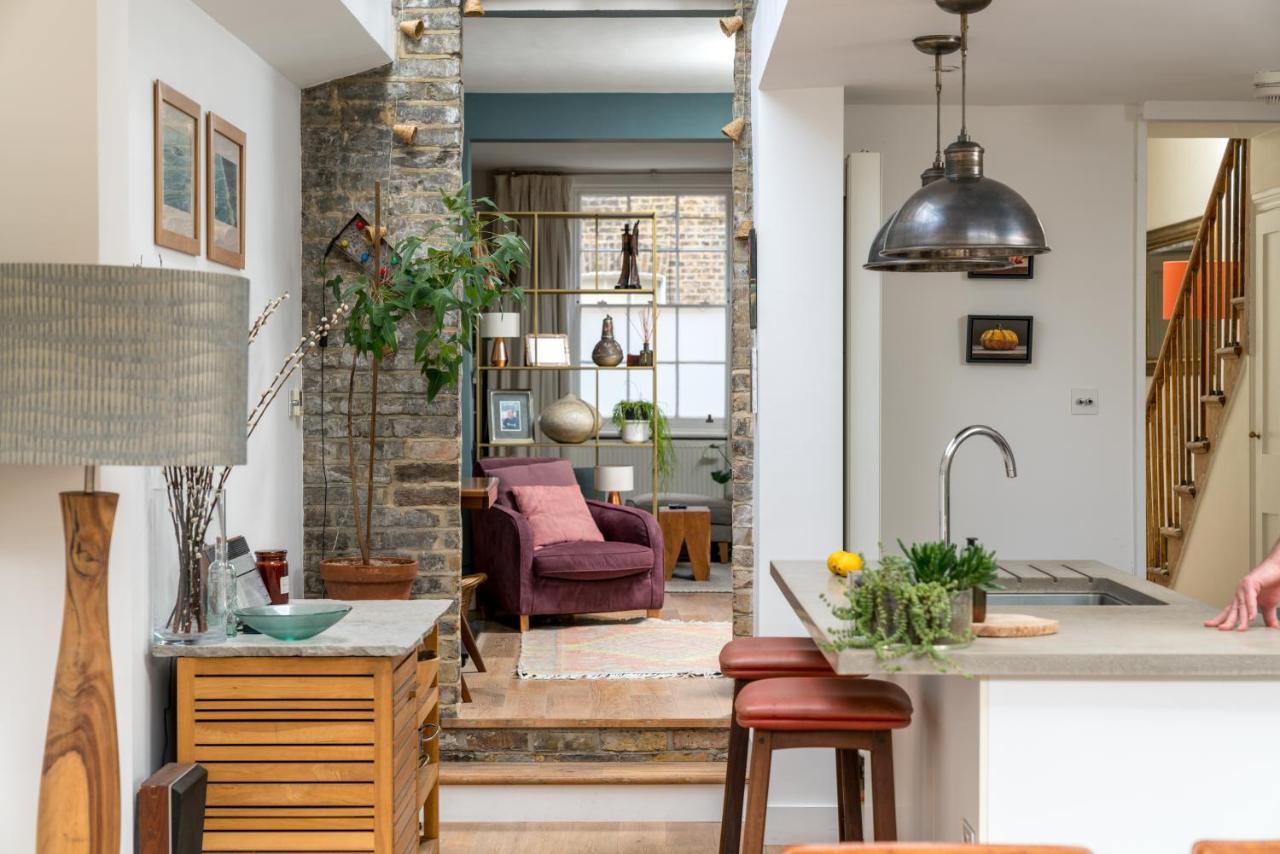 Contemporary House With Private Garden Appartement Londen