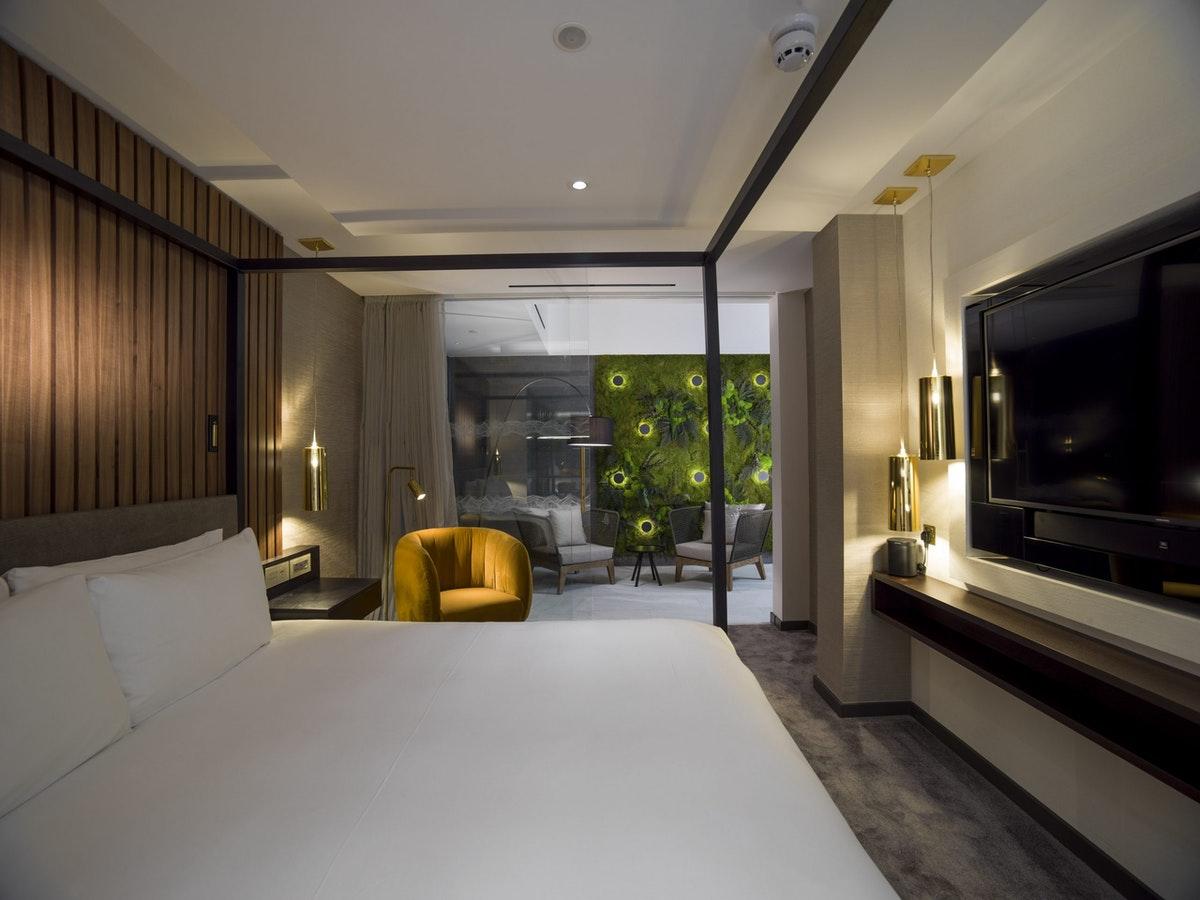 Middle Eight - Covent Garden - Preferred And Hotel Londres