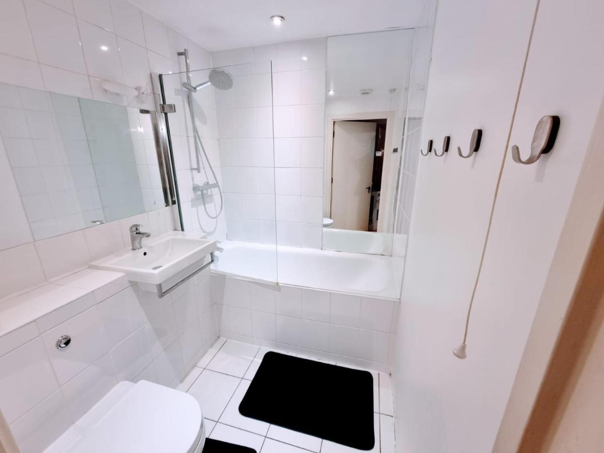 Apartamento City Stays - Modern 2 Bedroom With Free Parking And Gym Access