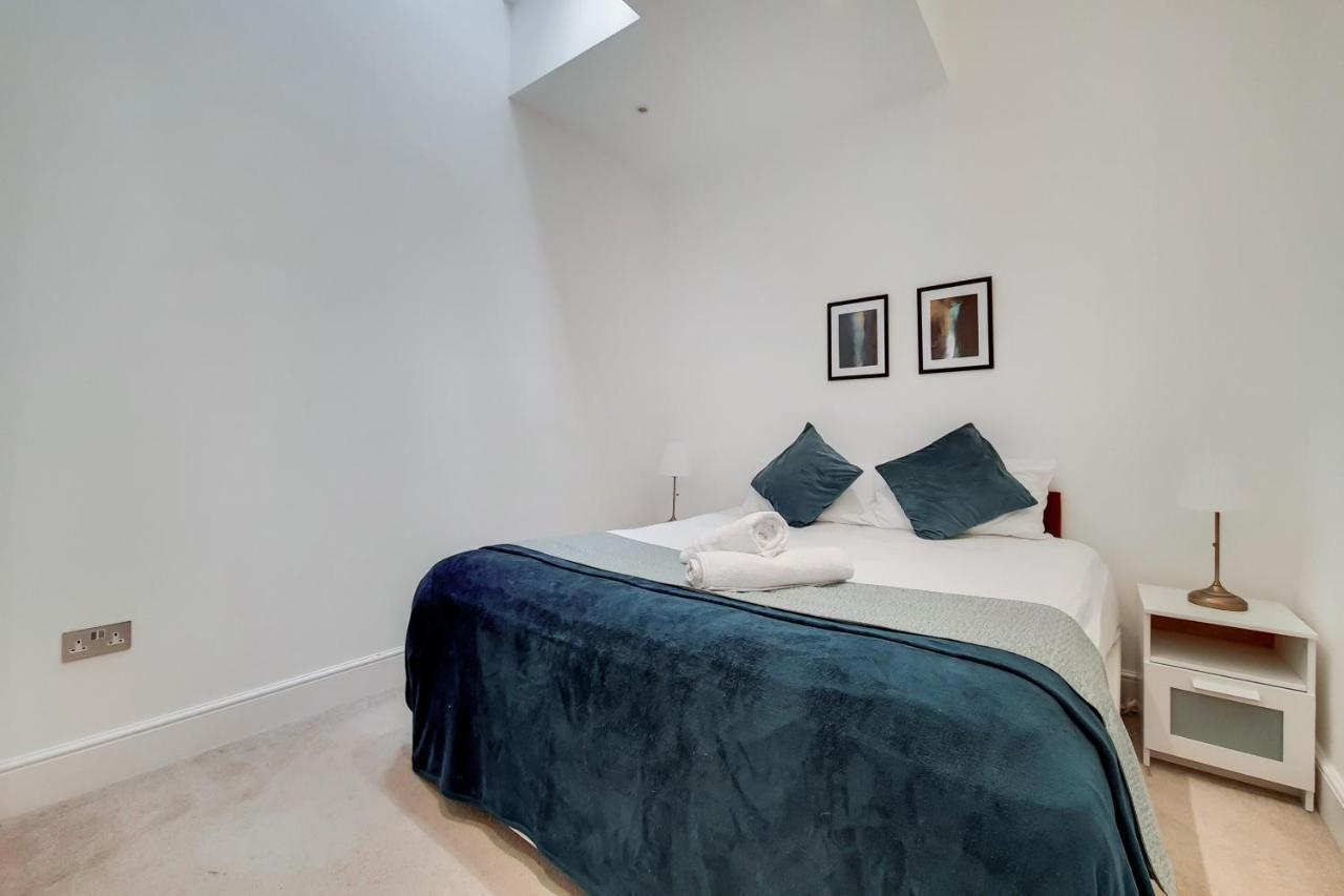 The Gloucester Boutique Apartment *