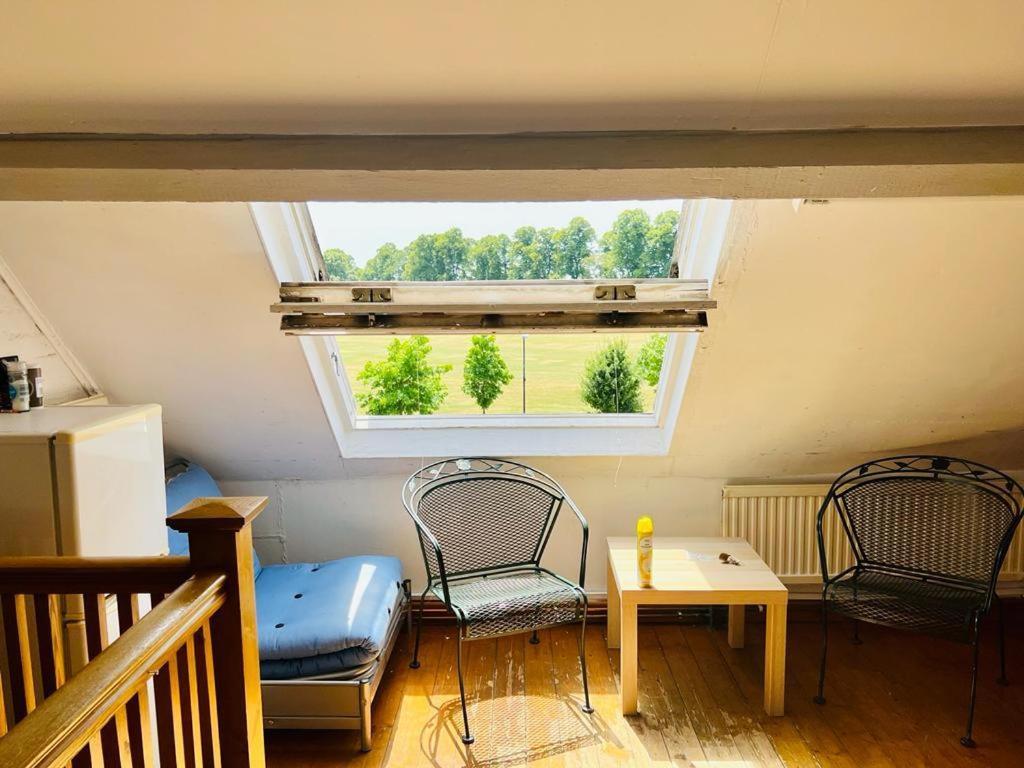 Studio Flat