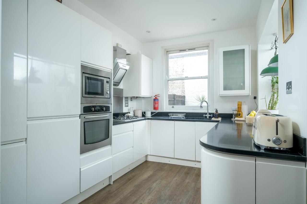 Appartement Altido Stylish 4-bed House W/ Private Paved Garden In Elephant & Castle Londres