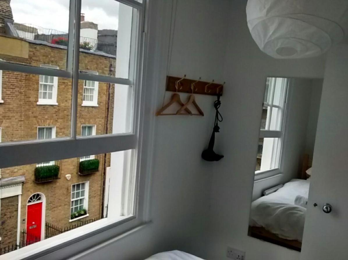 Flat. Georgian Terrace. Bright. Londres