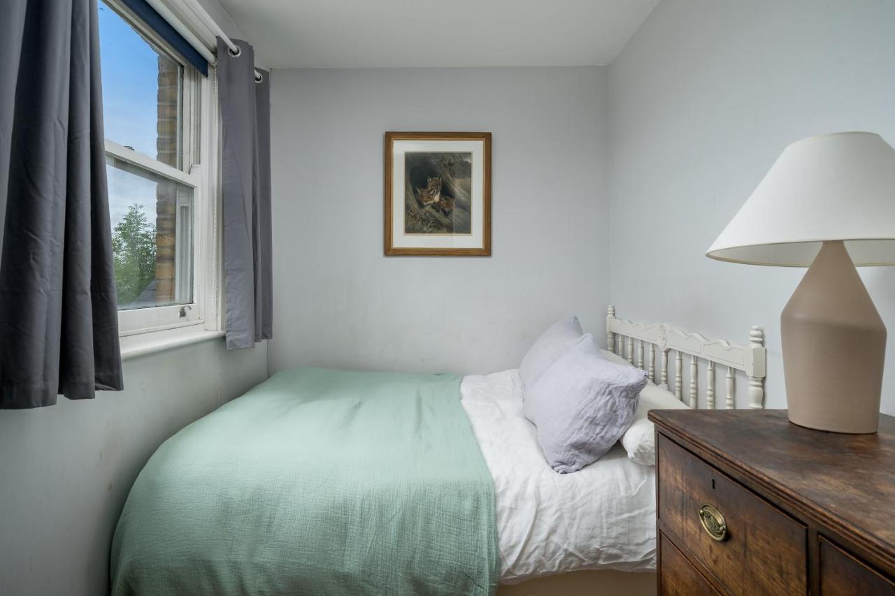 Altido Stylish 4-bed House W/ Private Paved Garden In Elephant & Castle Appartement