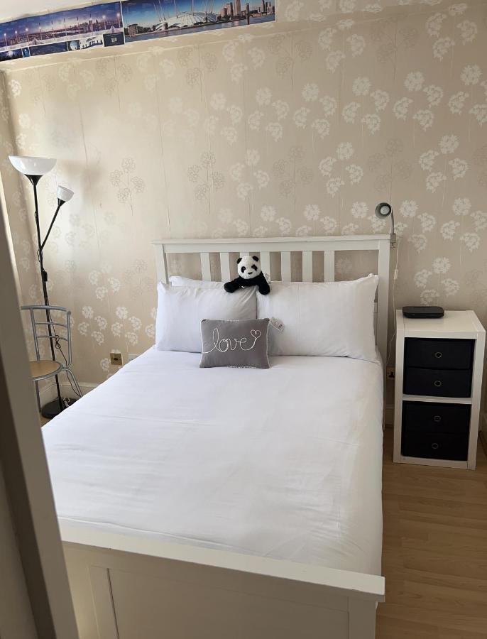Super Located In South Ken At Chelsea Cloister Apartamento Londres