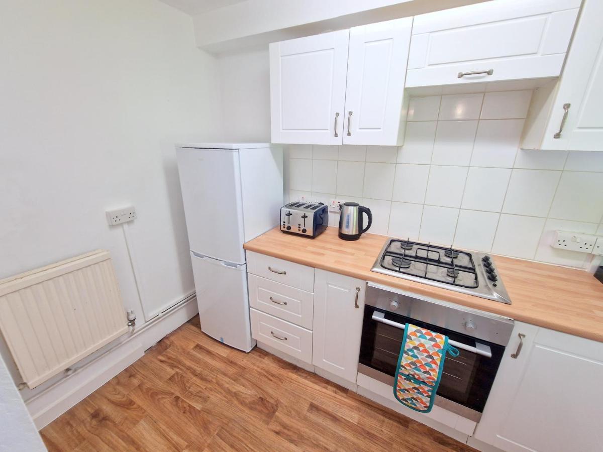 Flat In Battersea, 5 Minutes From Clapham Junction Station Appartement *