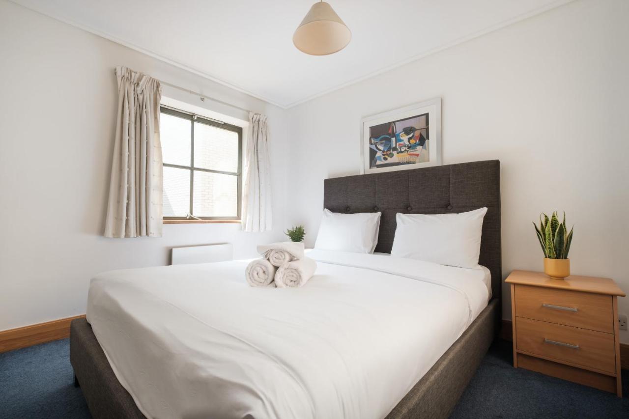 2 Bedroom Holborn * Londres
