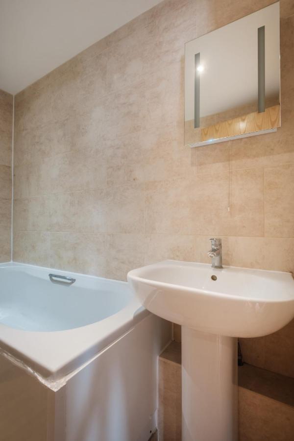 2 Bedroom Holborn * Londres