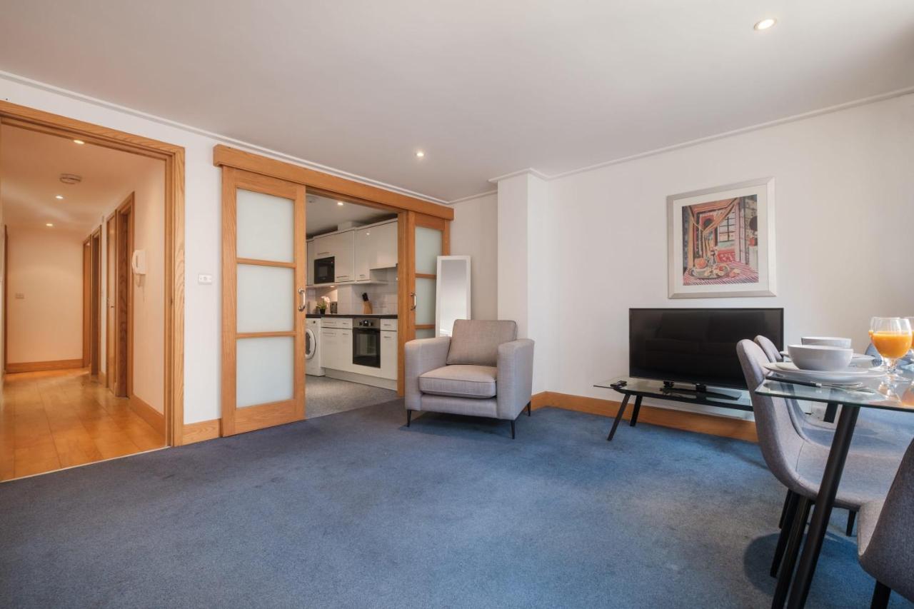2 Bedroom Holborn * Londres