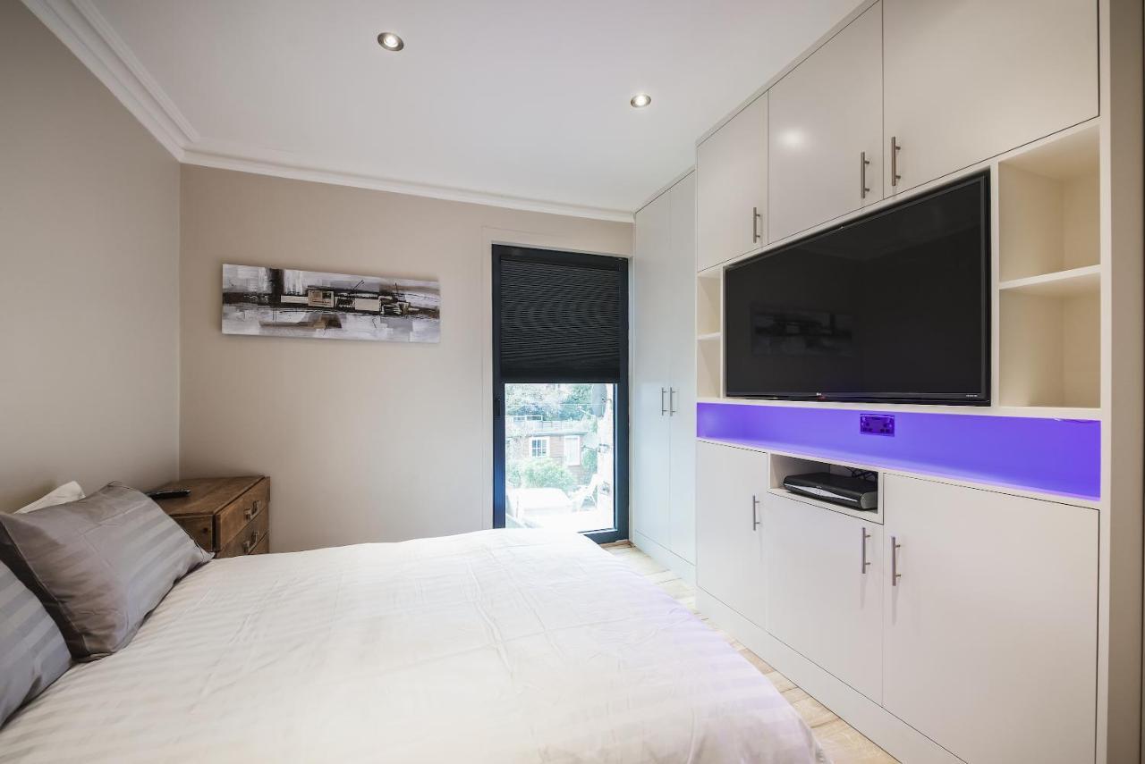 Accommodatie bij particulieren Modern Bedroom In !! *