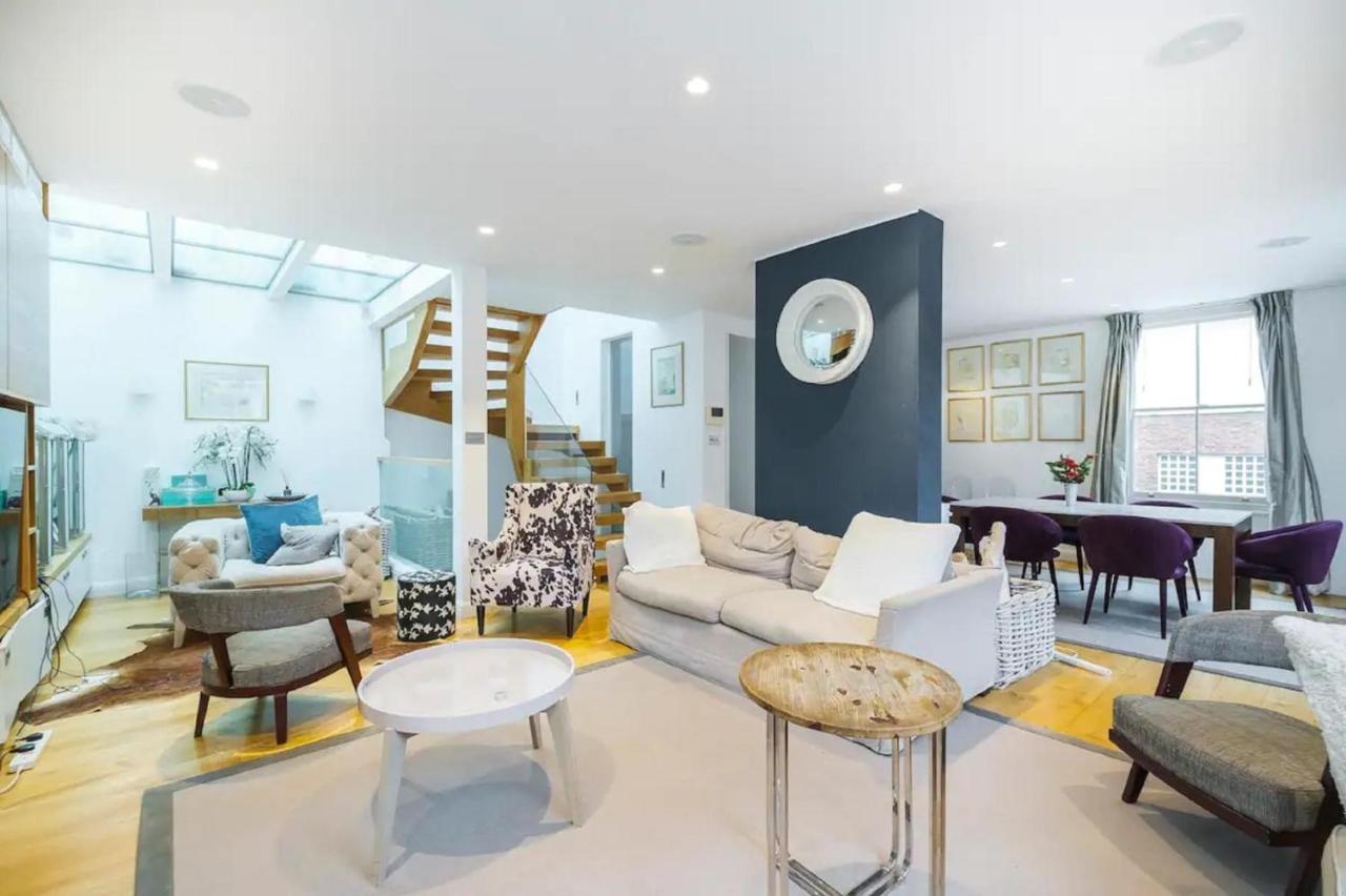 Casa de Férias New Stunning 5bd Mews House