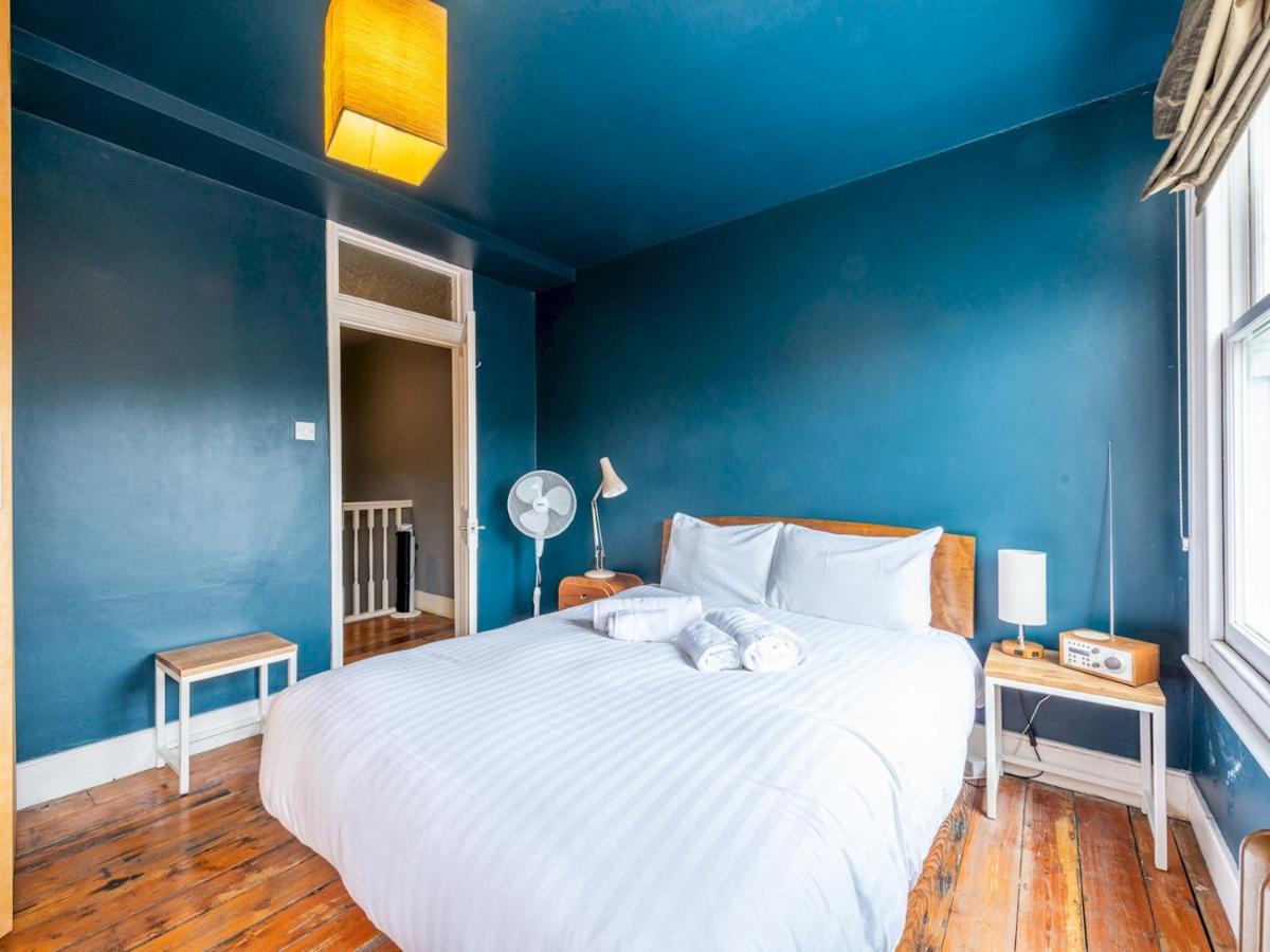 Pass The Keys Trendy Hackney House *