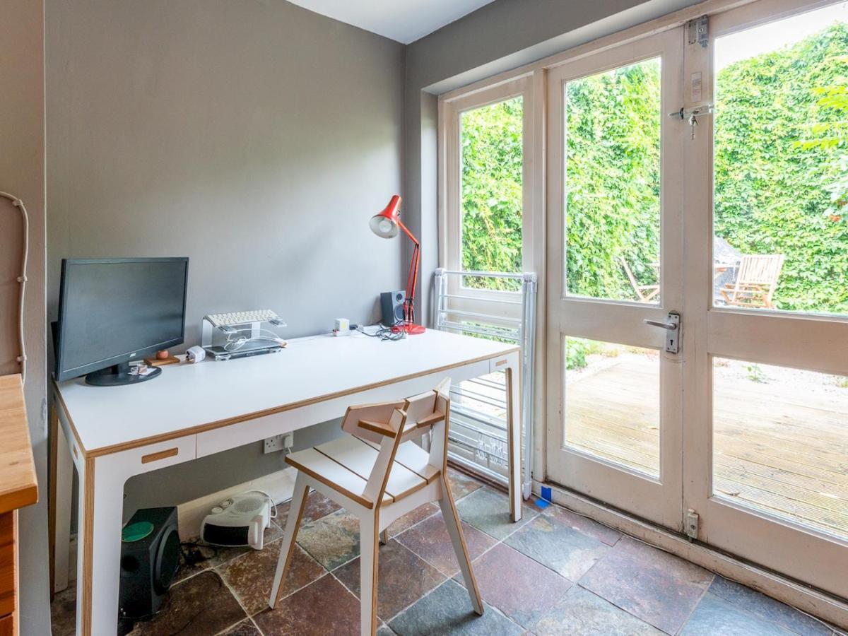 Vakantiehuis Pass The Keys Trendy Hackney House *