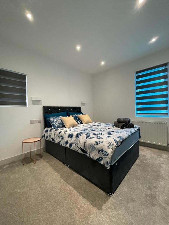 Star Finchley Road 3-bed Retreat Apartamento