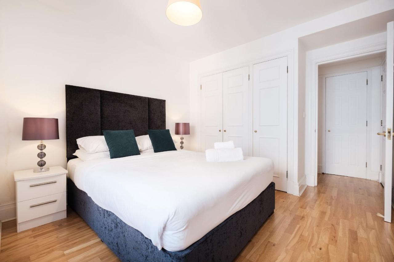 Holborn Apartment *
