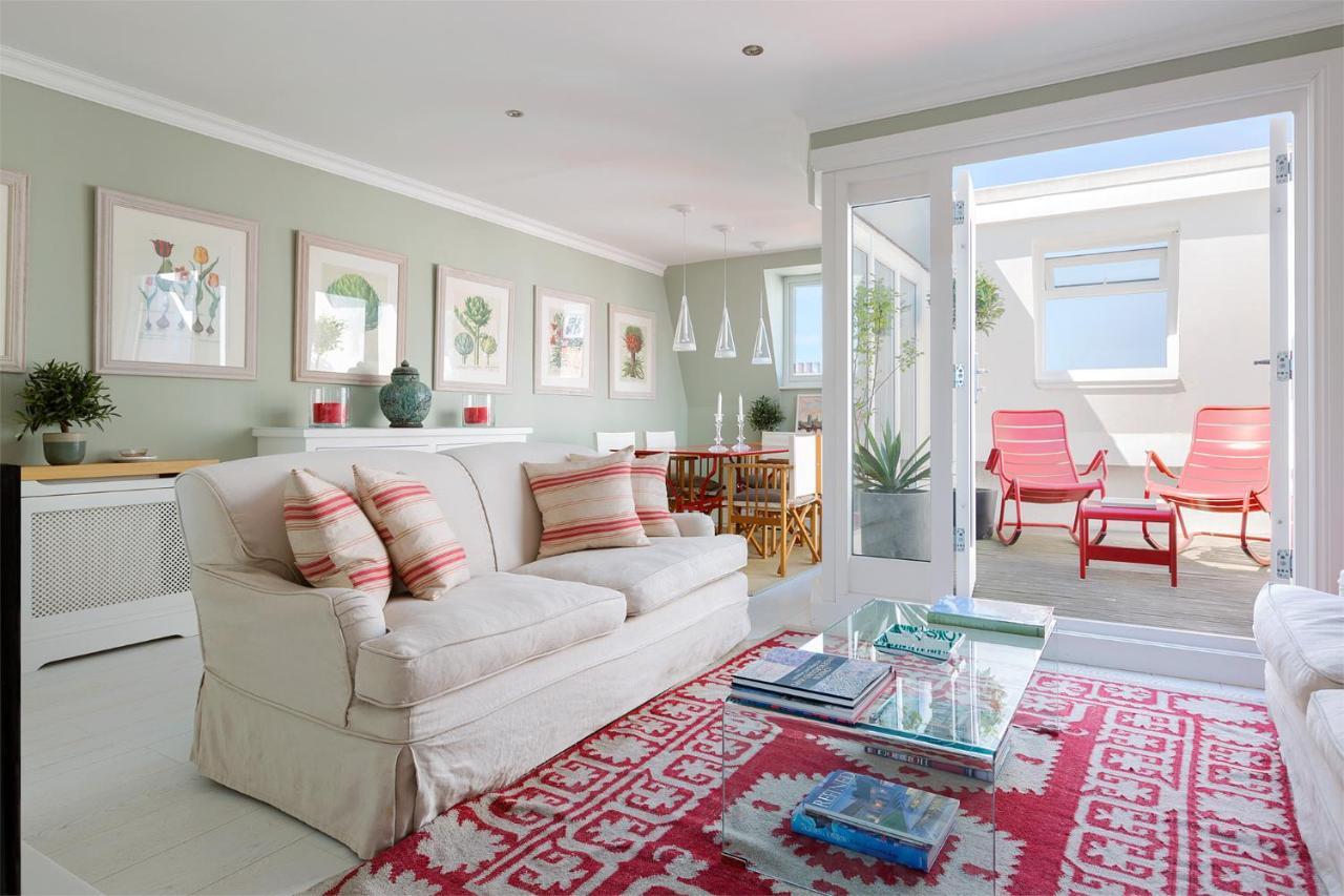 Lovely Two Bedroom Flat With Patio In Notting Hill Appartement *