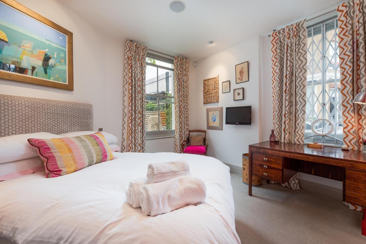 Classic Hammersmith By Ravenscourt Park By Underthedoormat Holiday home