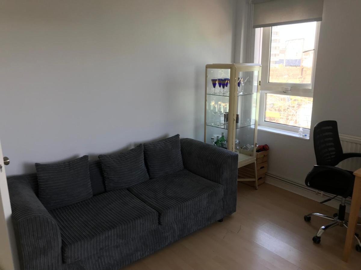 Apartamento Sunny Flat In With Balcony, Just 15 Mins To Central! *