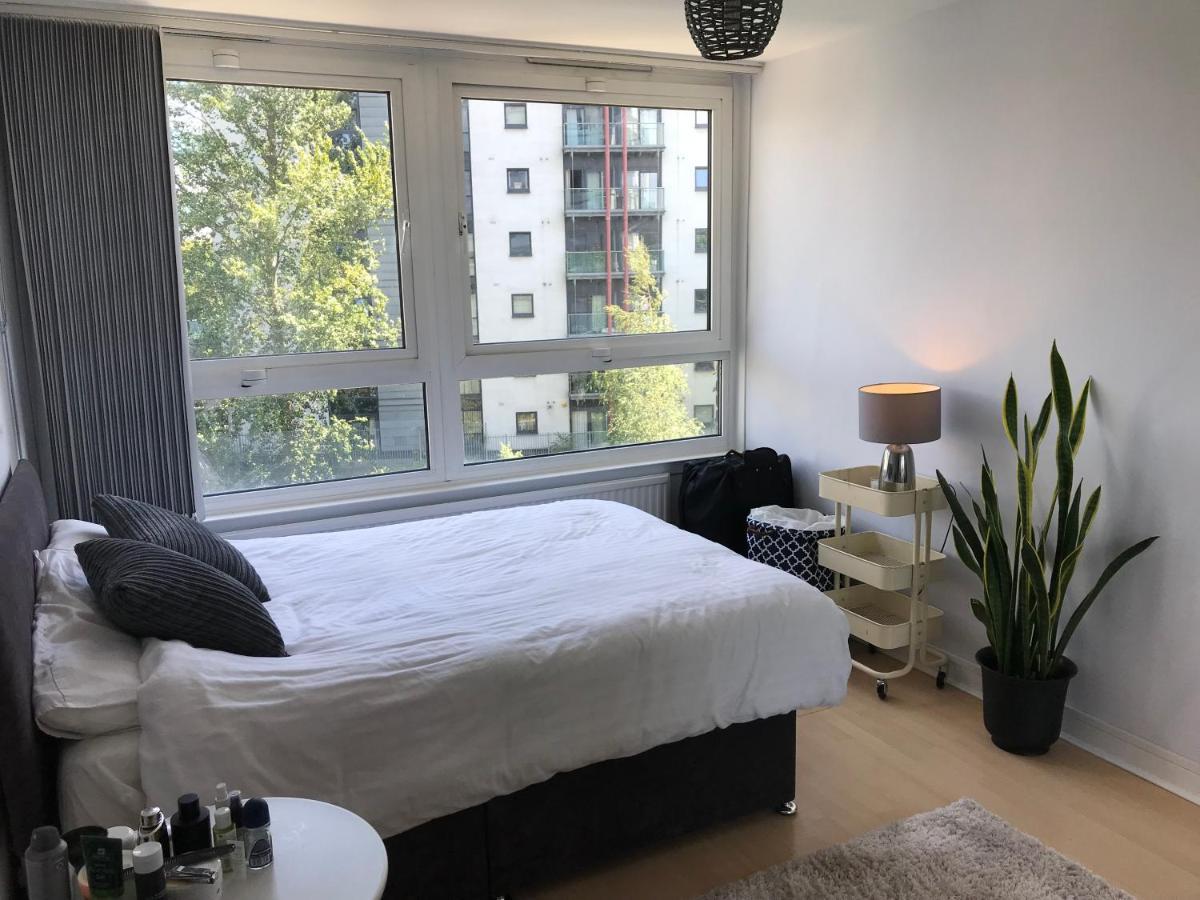 Sunny Flat In With Balcony, Just 15 Mins To Central! Apartamento Londres