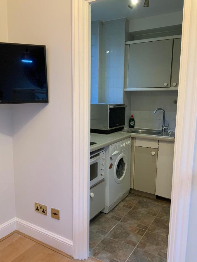 Love From Chelsea Large One Bed Superb Location Sloane Avenue Sw3 * Londres